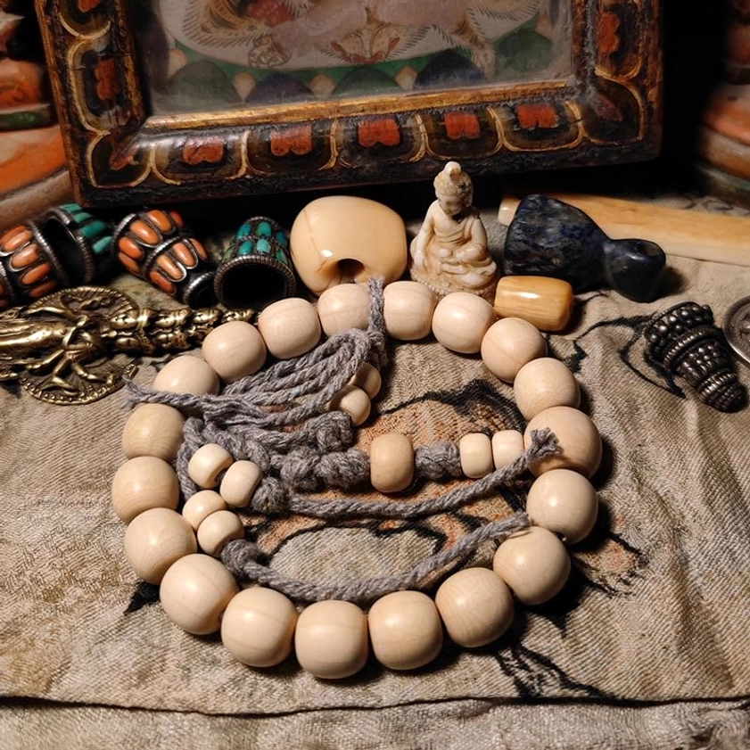 12mm 18 bead compact Abelia Biflora wood Buddhist prayer mala pocket bracelet for quick practice
