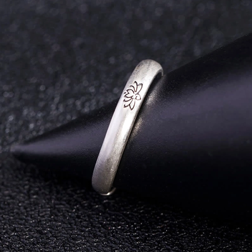 Matte Sterling Silver Lotus Engraved Ring - Side Oblique Perspective