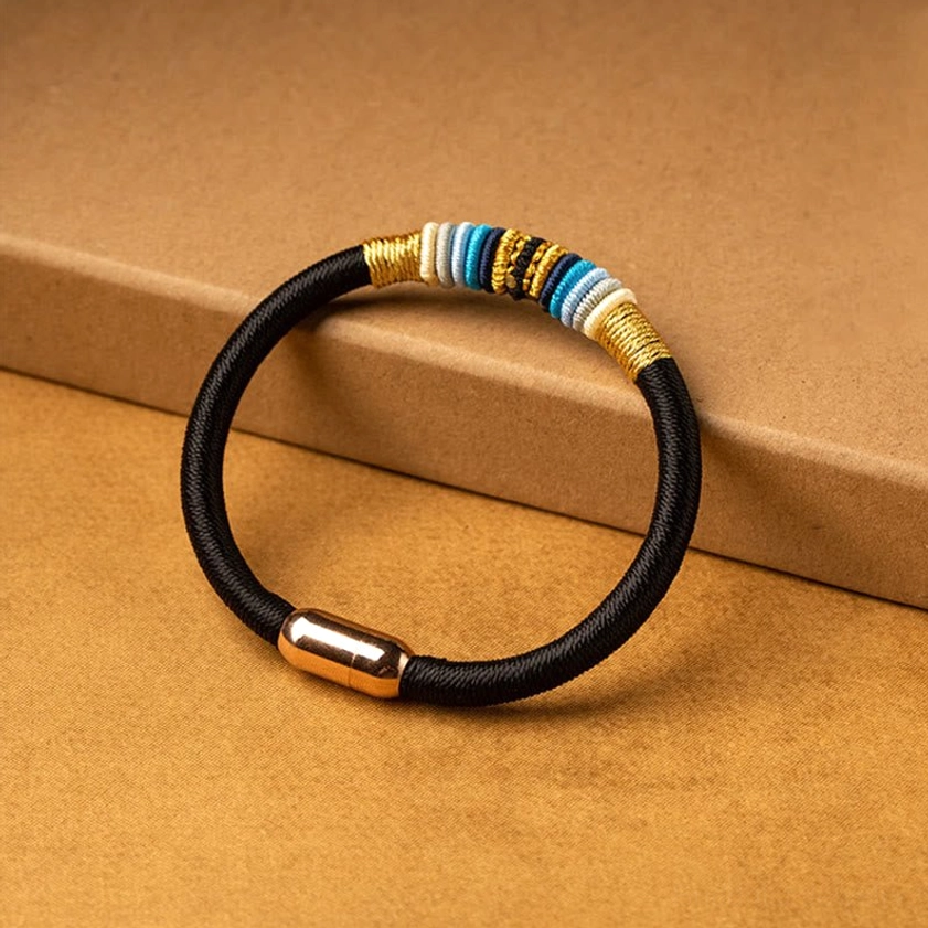 Black rope classic knot design king kong bracelet with detailed bead work