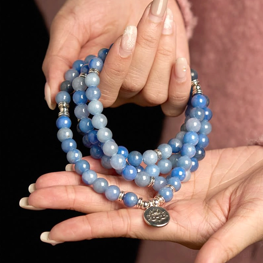 Blue aventurine 108 mala beads bracelet meditation prayer beads detail view