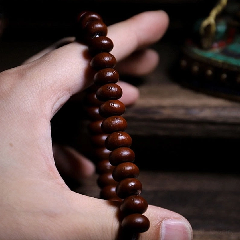 Bodhi seed prayer bracelet with dzi bead for meditation and enlightenment journey