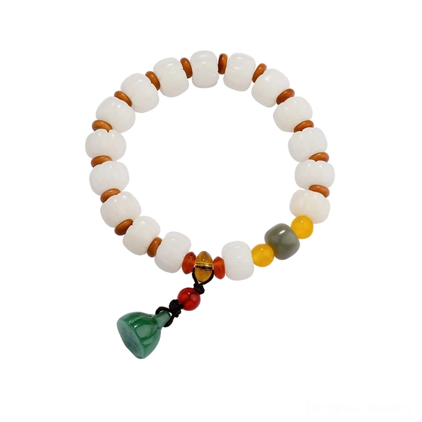 Natural bodhi seed bracelet with green aventurine luck and positive energy charm