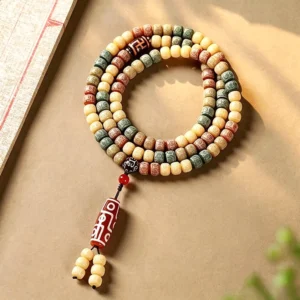 Bodhi seed 108-bead mala prayer beads with dzi pendant - top view