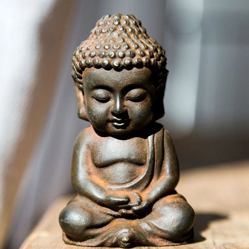 Regular version meditation Buddha 9x5.5cm figurine - clean polished finish dhyana mudra pose