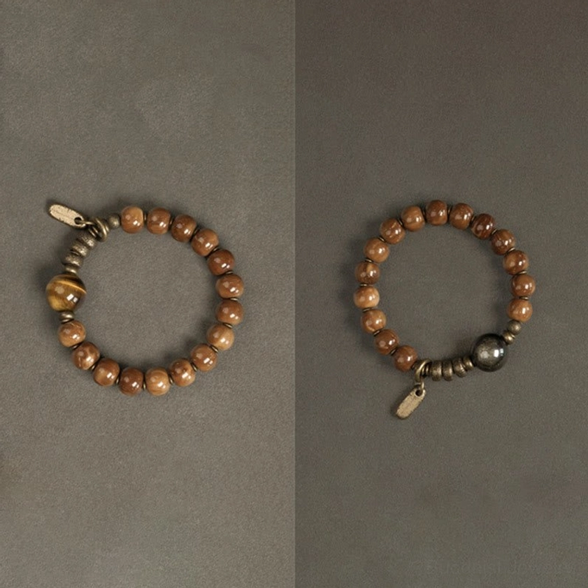Buddhist bracelet meditation chakra balancing tiger eye protection