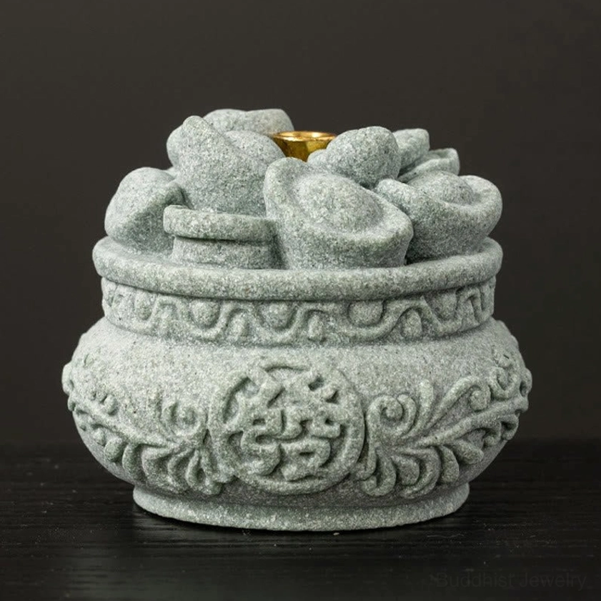 Natural green sandstone incense holder with ingot decorations for meditation and mindfulness