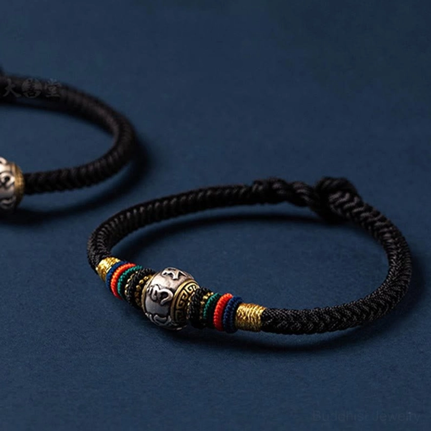 Buddhist protection bracelet with Om Mani Padme Hum mantra, premium rope weave, and adjustable King Kong knot closure