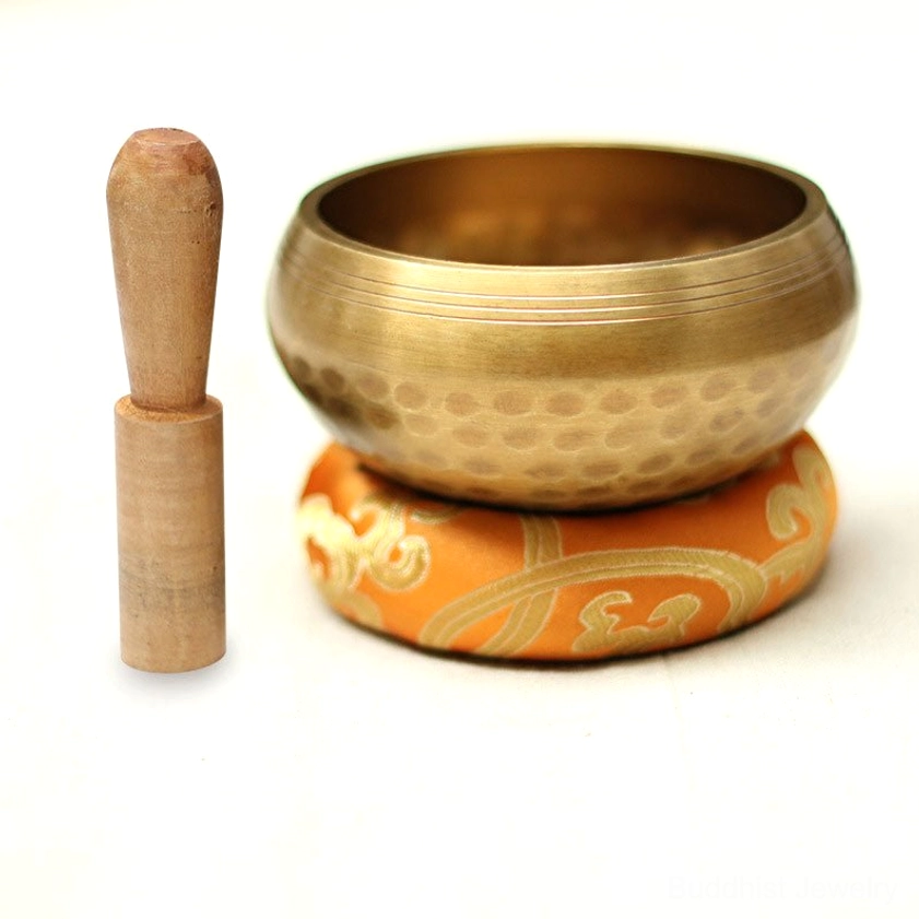 Handmade Buddhist singing bowl for meditation, mindfulness, and chakra healing - complete sound therapy set for spiritual practitioners