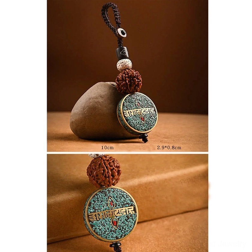 Buddhist Wisdom Eye keychain pendant with sacred symbol and natural Bodhi seed bead decorations