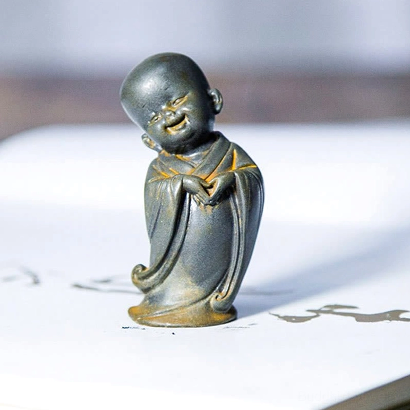 Cast Iron Powder Resin Monk Statues - Handcrafted Meditation Figurines for Buddhist Home Altar