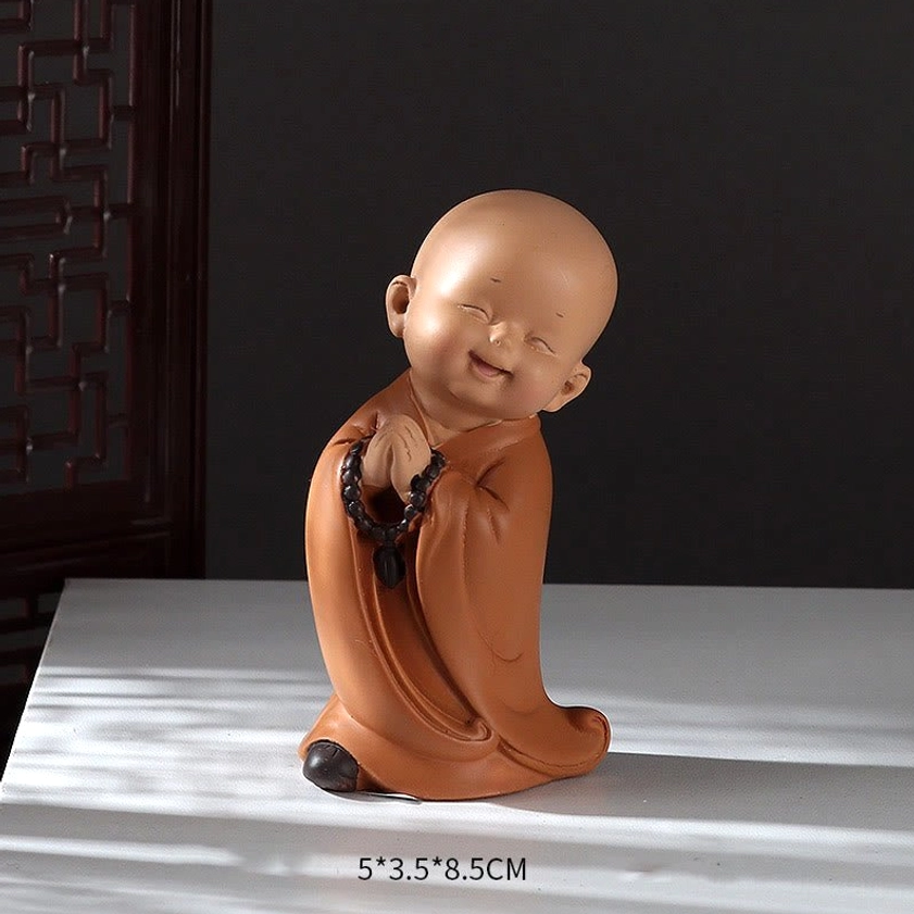 Clapping mini monk figurine with raised hands, celebration and appreciation pose, 5.5 x 3.5 x 8.5cm