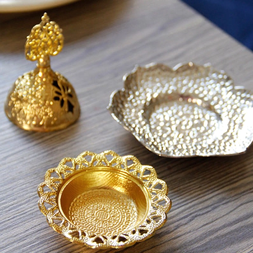 Compact incense holder with alloy metal construction, ideal for home altar or meditation practice