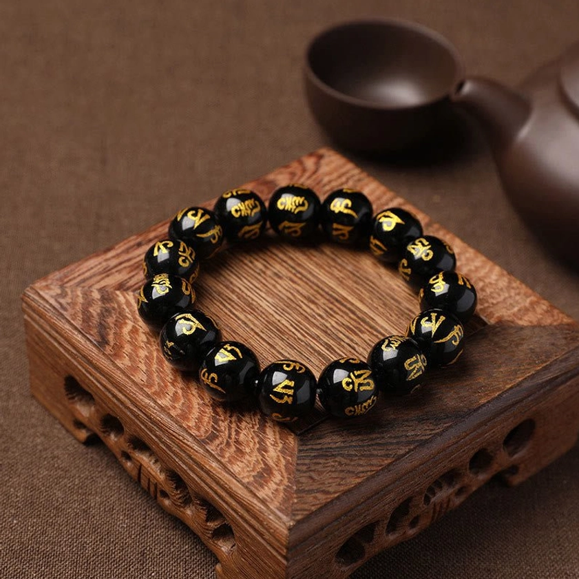 Customer testimonial for Om Mani Padme Hum meditation bracelet - spiritual wellness review