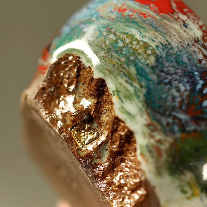 Artisanal hand-painted Dunhuang meditating Buddha Shino teacup detail showcasing handcrafted glaze work and Buddhist spiritual iconography