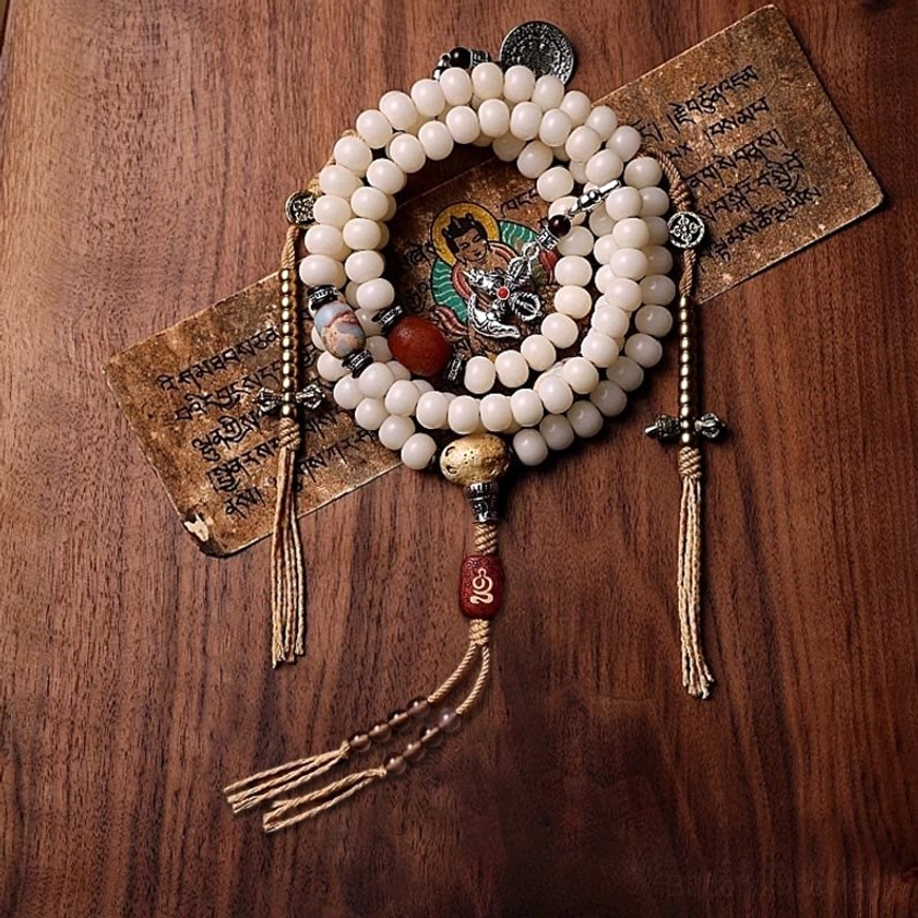 Buddhist prayer mala with gray agate beads and bodhi seed, natural gemstone meditation necklace for spiritual practice