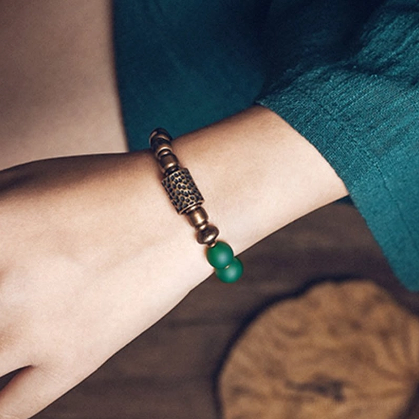 Green agate confidence and success bracelet for spiritual practice and daily wear