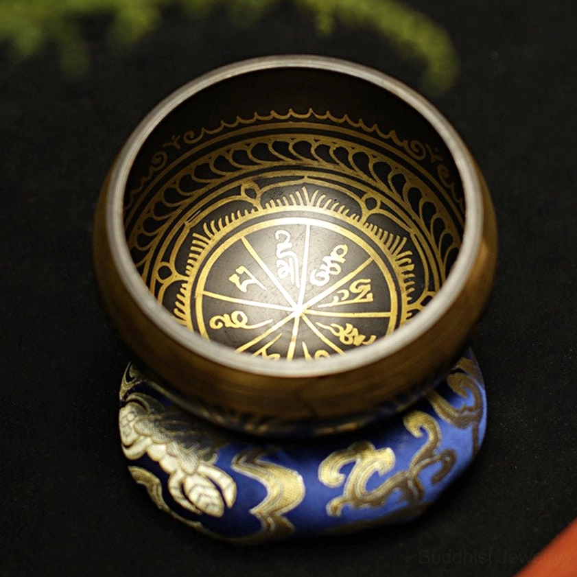 Handcrafted Buddhist singing bowl for meditation and healing practice with hand-sewn cushion included in complete set