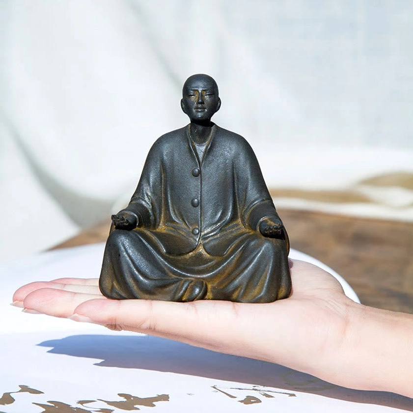 Iron Resin Monk Statue Craftsmanship Detail - Handcrafted Buddhist Prayer Statue Close-up Material View