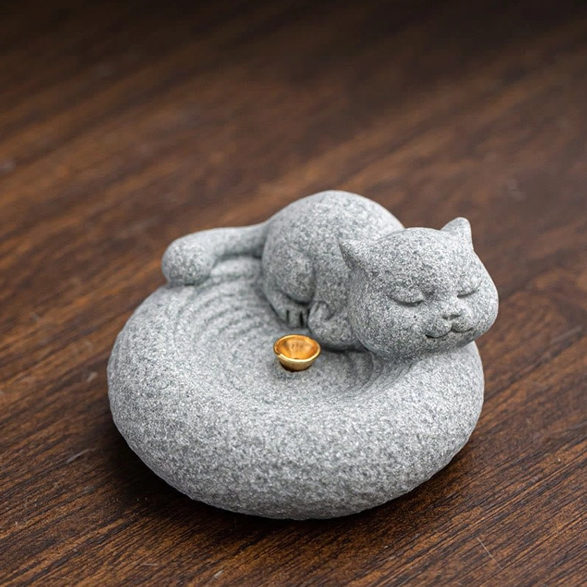 Lazy cat incense burner 6.5cm size variant sitting position overhead view