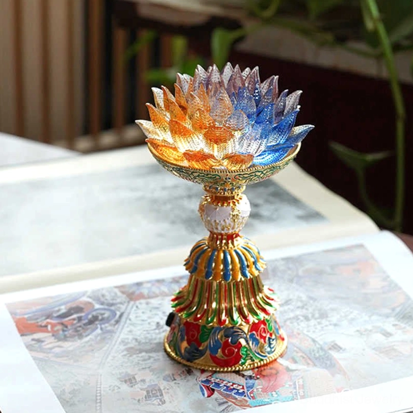 Liuli glass lotus lamp handcrafted details showing master artisan craftsmanship