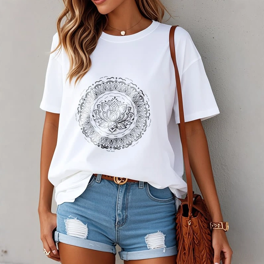T-shirt size chart and measurement guide in inches and centimeters
