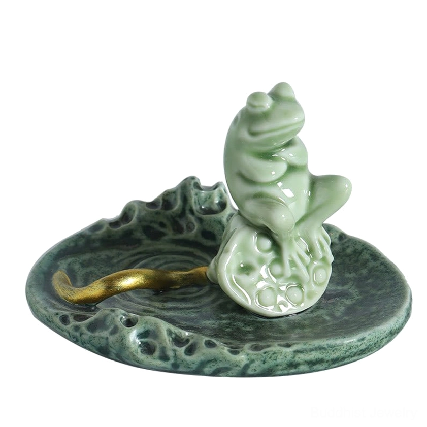 Meditating frog incense holder ceramic piece, environmentally friendly natural materials