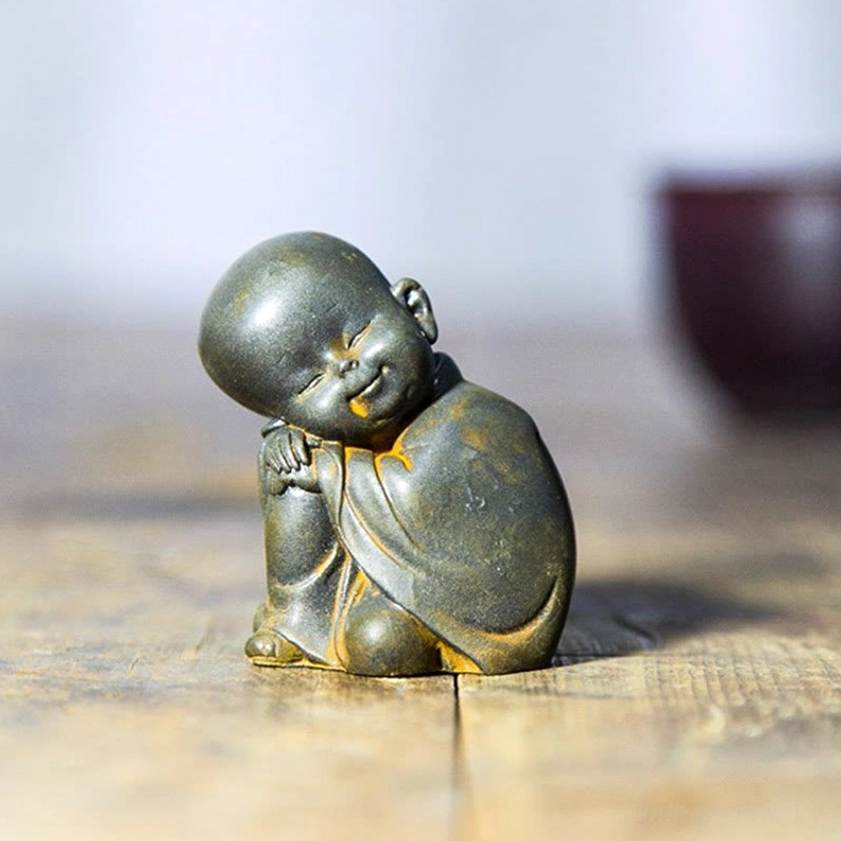 Meditating Monk Iron Powder Resin Figurine - Buddhist Desk Decoration for Mindfulness and Inner Peace