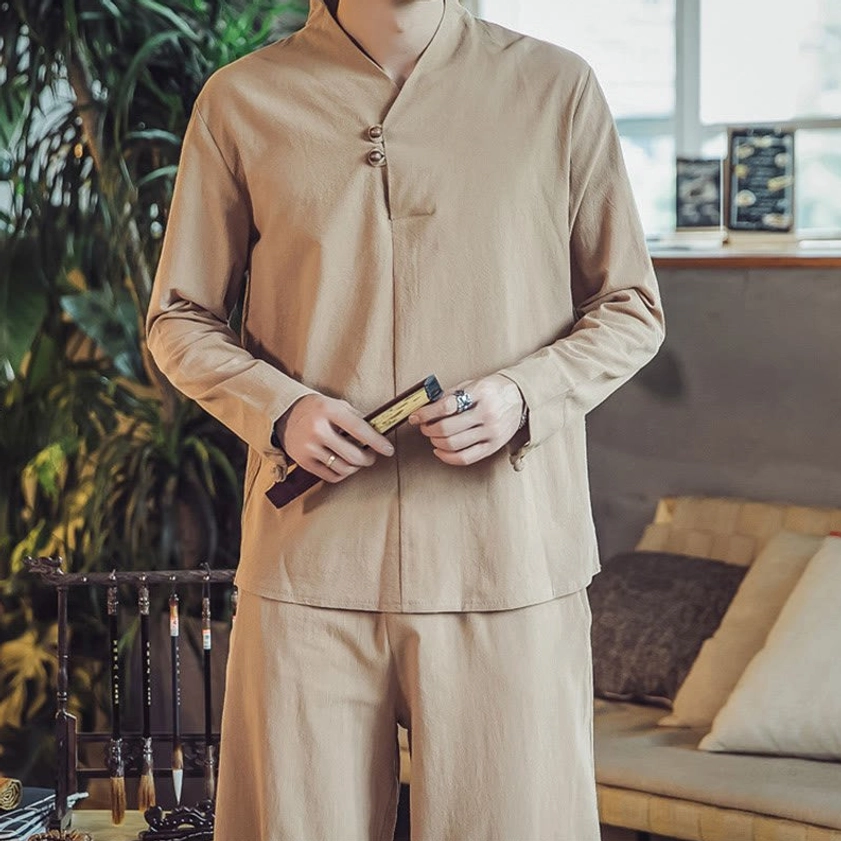 Men's linen meditation clothing natural color showing skin-friendly material