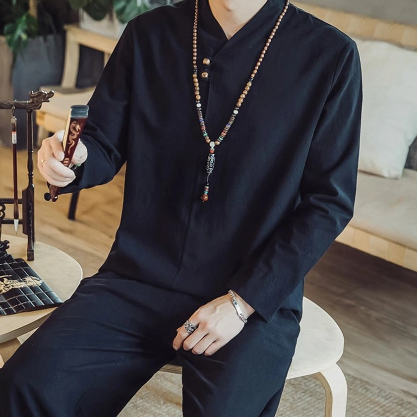 Men's linen meditation outfit three-quarter view with natural waist pants