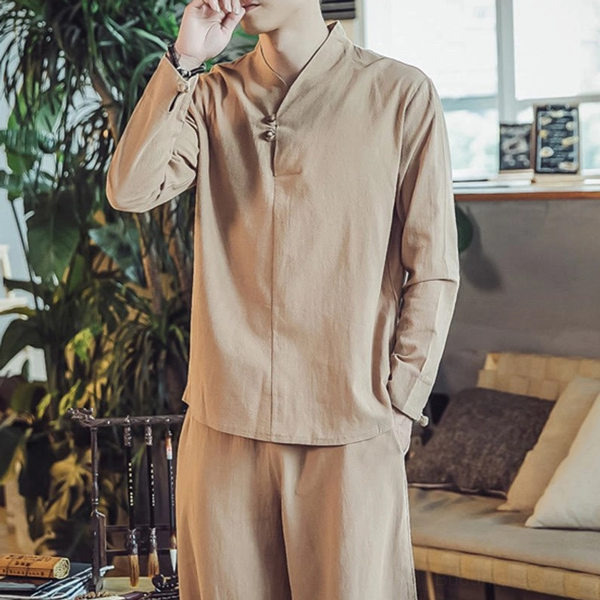 Men's meditation wear top with long sleeves for spiritual practice