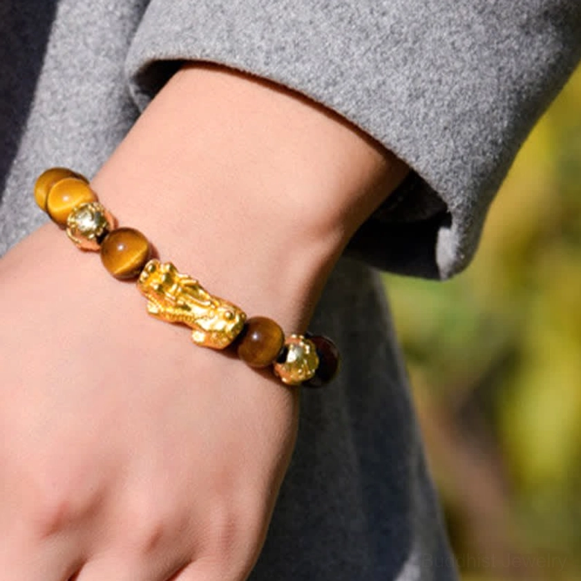 Natural tiger eye stone bracelet with copper Pixiu charm pendant