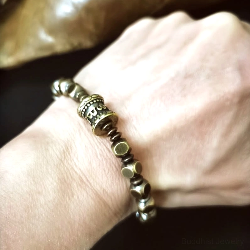 Handmade Buddhist Om Mani Padme Hum bracelet gift for meditation and enlightenment