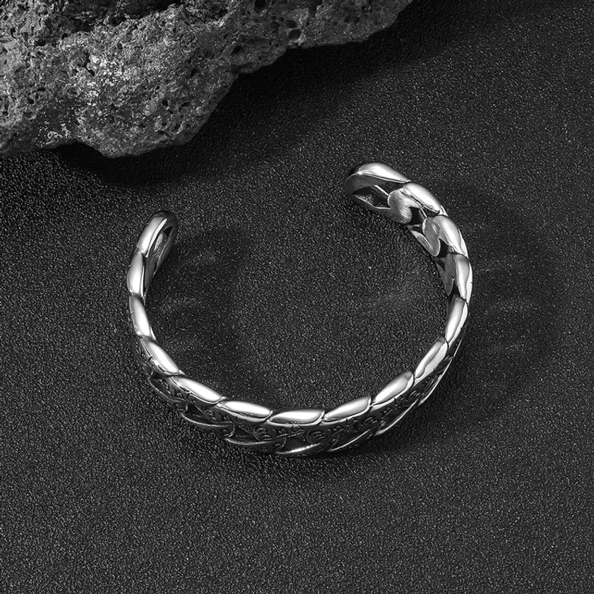 Om Mani Padme Hum titanium steel bracelet size specification chart displaying measurements and weight