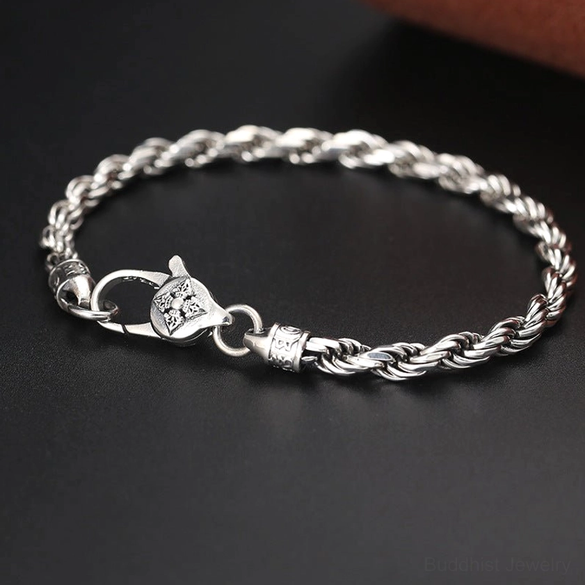 925 sterling silver Om Mani Padme Hum double dorje vajra twisted rope bracelet top view with engraved clasp details