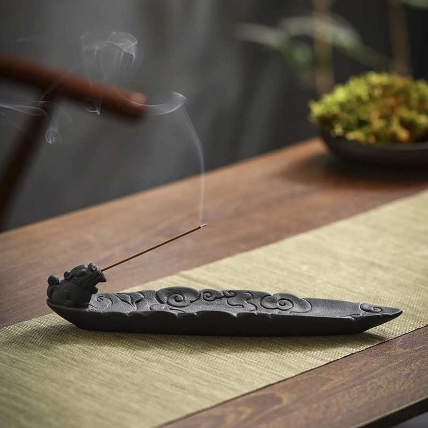 Pixiu Buddhist incense burner ceramic design showing auspicious clouds motif and embossed patterns