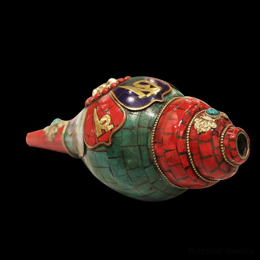 Spiritual Shankha conch ornament with turquoise chakra gemstones for mindfulness and enlightenment