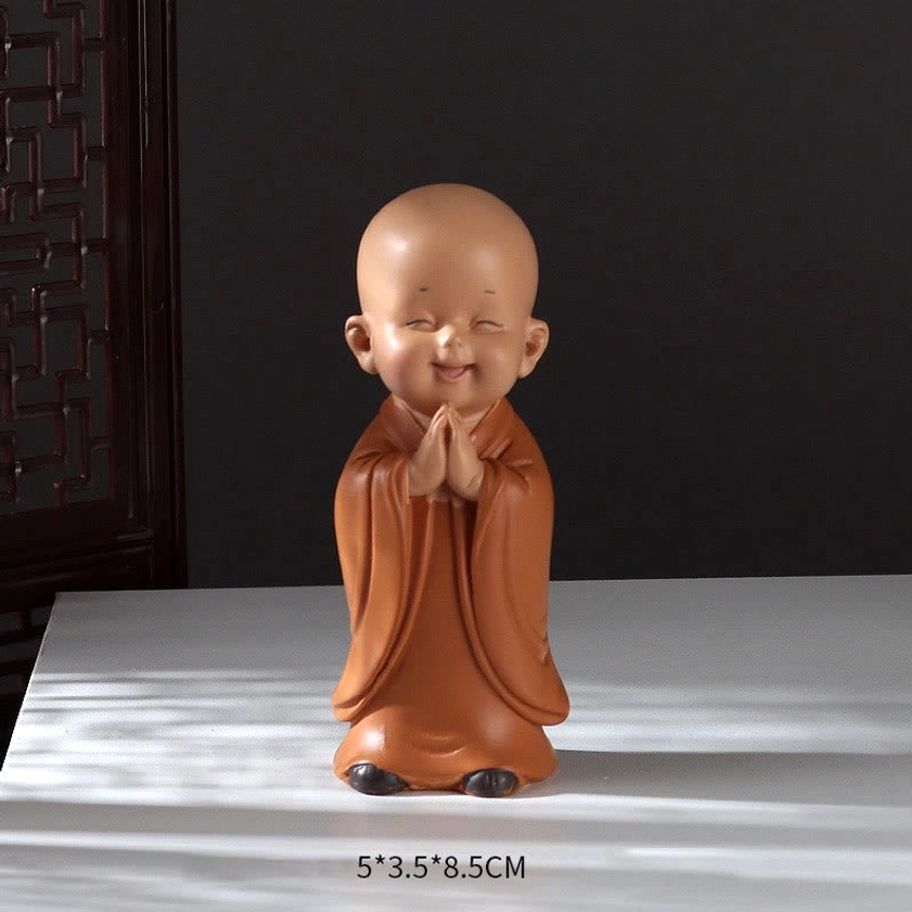 Standing monk resin figurine full body posture, spiritual strength and stability, 5.5 x 3.5 x 8.5cm