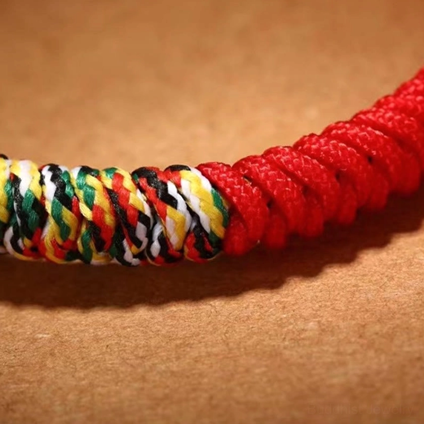 Buddhist faith bracelet with King Kong Knot amulet for protection and positive energy alignment