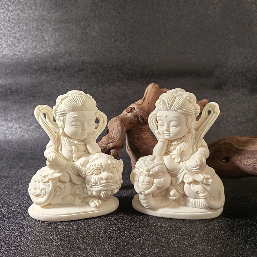 Tathagata Buddha lotus base meditation set - compact handcrafted ivory fruit carving