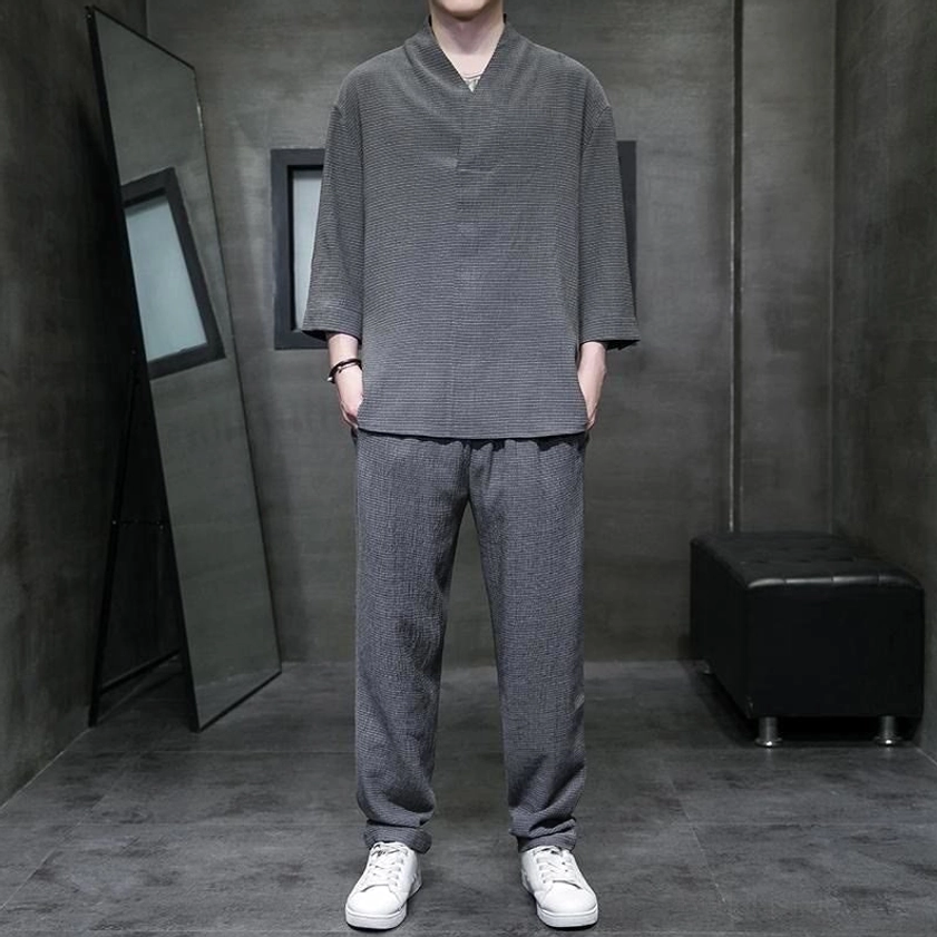 Mens Buddhist casual two-piece set black three-quarter sleeve shirt gray tapered pants professional