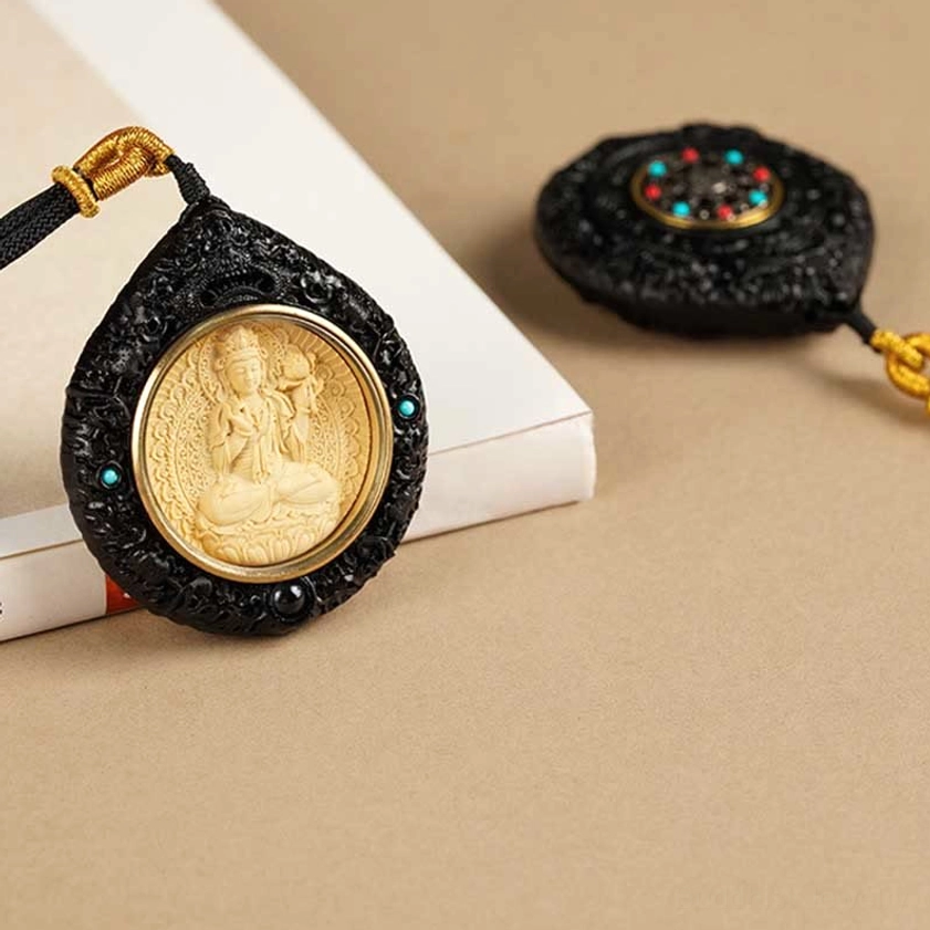 Buddhist necklace pendant packaging and presentation for spiritual gift